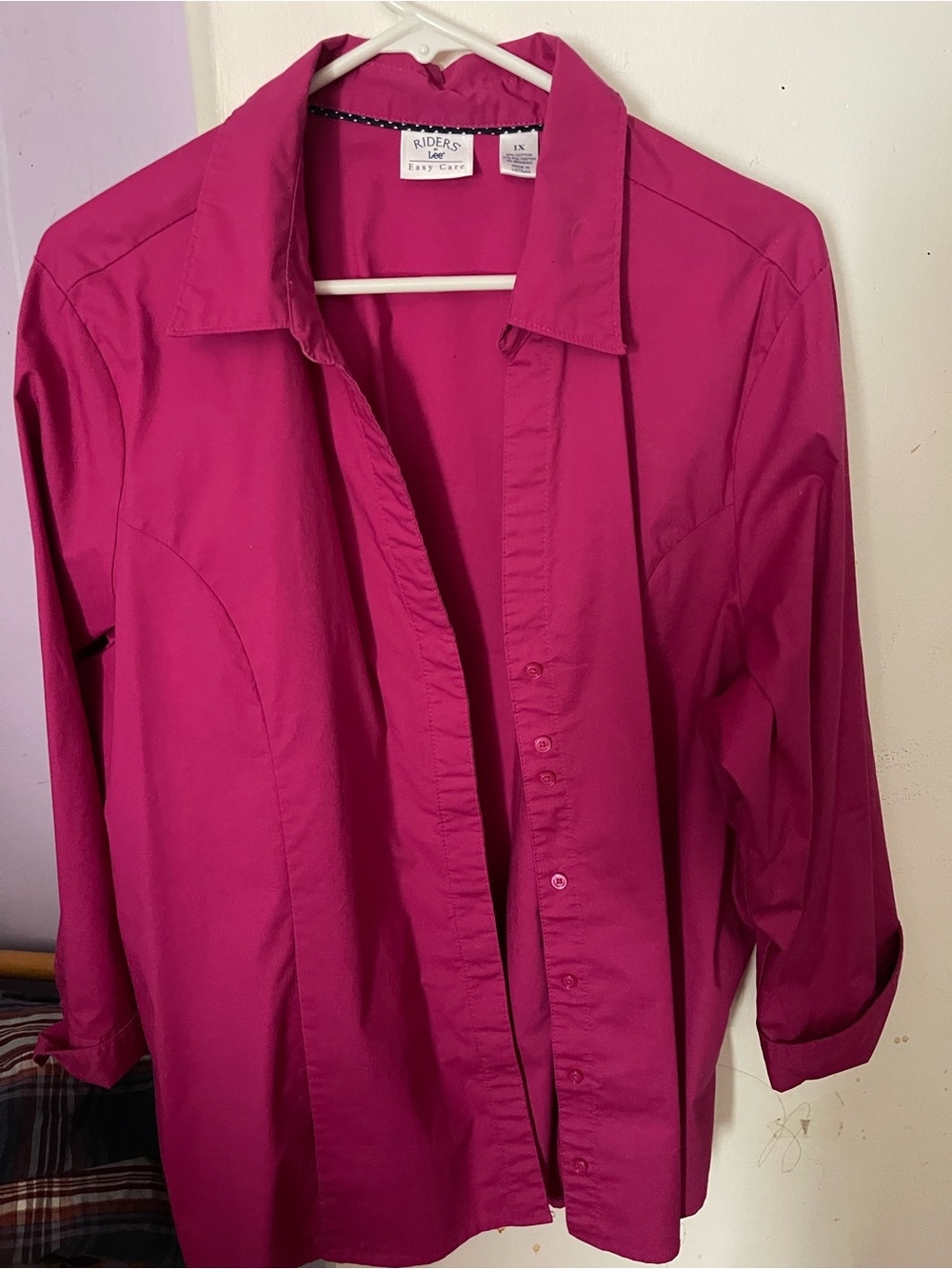 Lee Women's Bright Fuchsia Button-Down Shirt